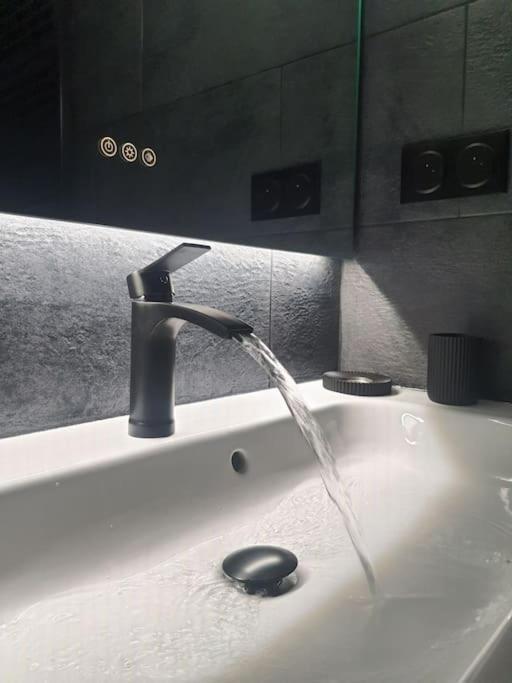 Superbe Appartement Avec Jacuzzi Et Exterieur Perpignan Zewnętrze zdjęcie